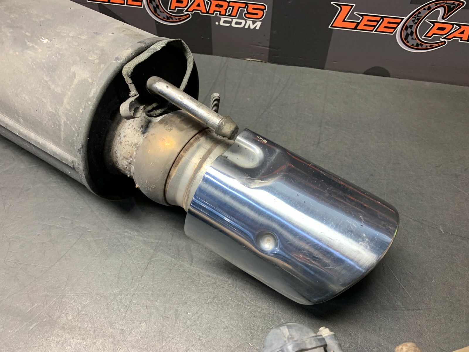 2016 DODGE CHARGER HELLCAT OEM MUFFLERS EXHAUST DAMAGE eBay
