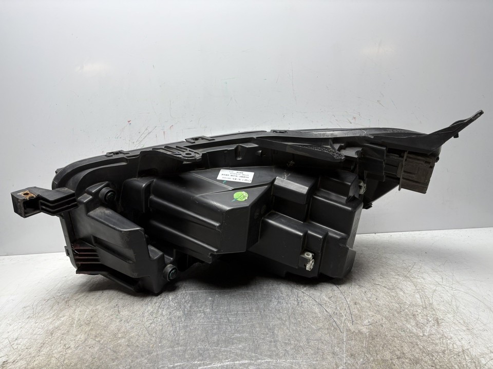 MAXUS DELIVER 9 2020 24 HEADLIGHT HEADLAMP DRIVERS SIDE C00114002 P282 maxus-deliver-9-2020-24-headlight-headlamp-drivers-side-c00114002-p282