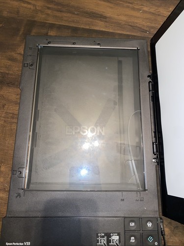 Epson Perfection V33 Flatbed Color Photo Document Scanner w/ Power Adapter - Bild 5 von 6