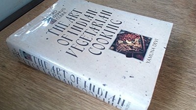 Lord Krishna's Cuisine: Art of Indian Vegetarian Coo... by Devi, Yamuna Hardback