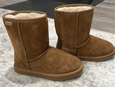 Bearpaw Youth Size 3 Brown Swede Fur Lined Winter Boots