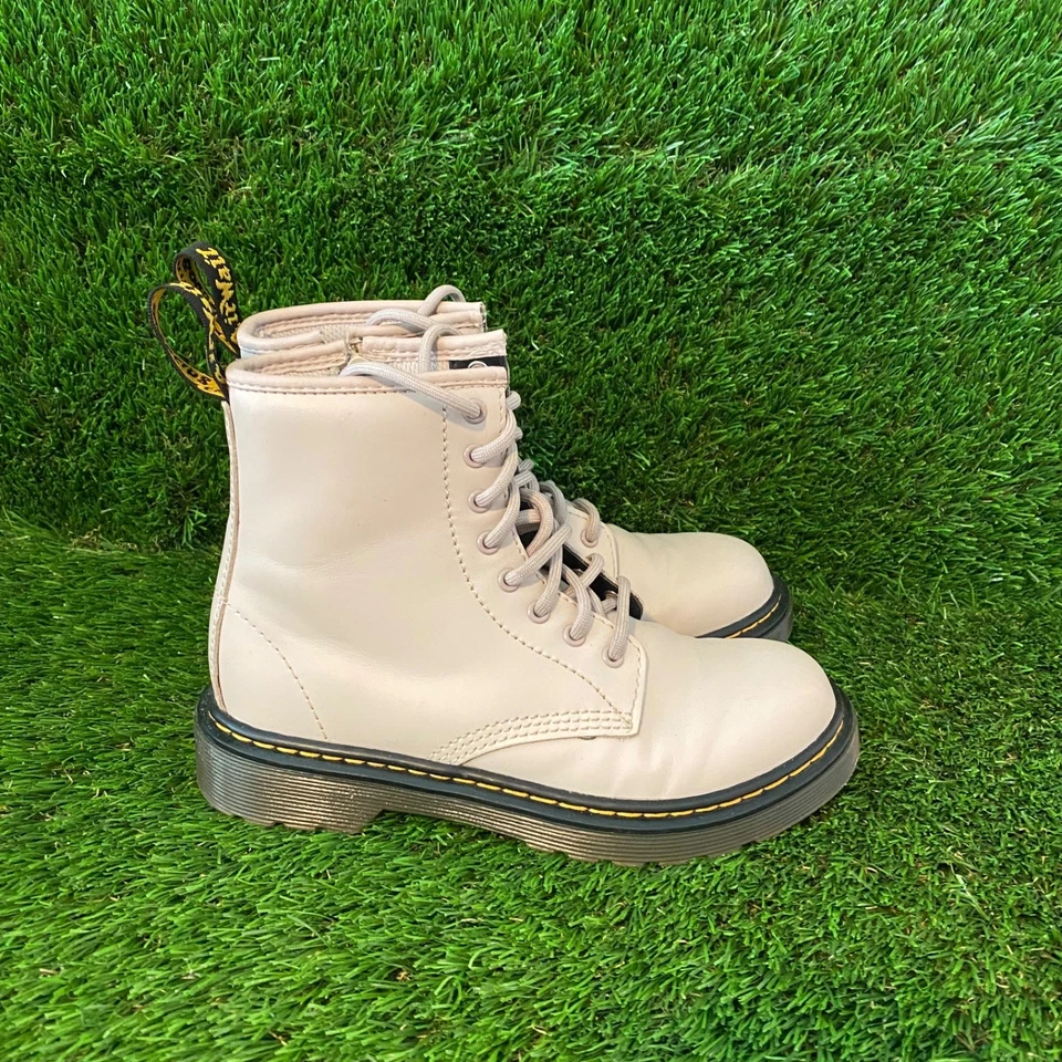 Dr Martens 25634 Juvenil Talla 1 Bronceado Bota de Combate 8 Ojos Cómoda Informal Zapato Clásico Foto 2 de 4