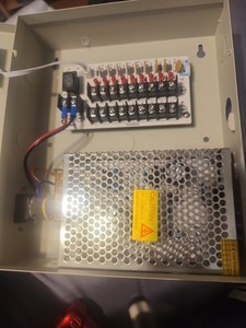 New Never Used 12V 9 Channel 5 Amp Power Supply comes with keys