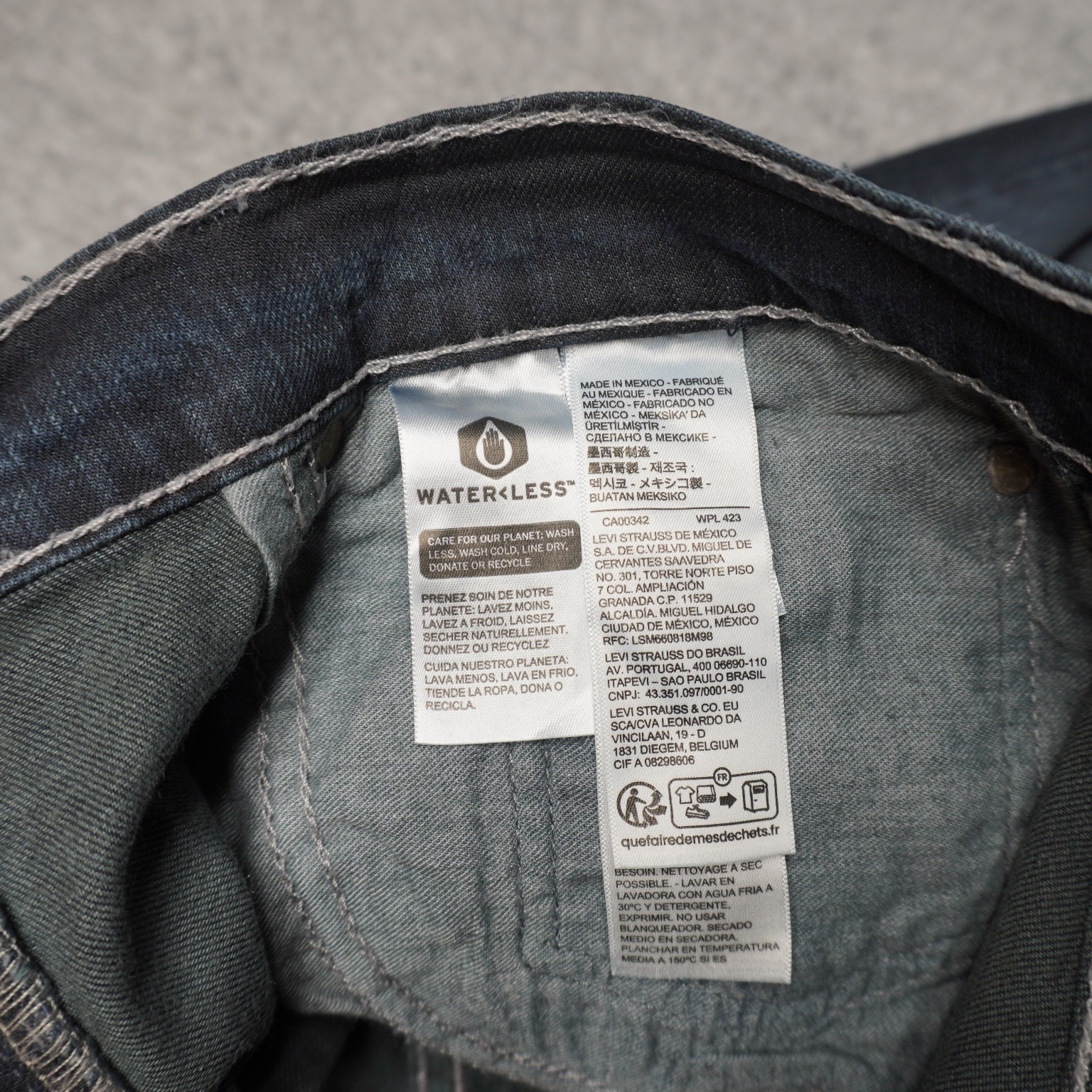 Levi's 559 Men's Dark Wash Relaxed Straight Jeans W33 L30 Stretch Denim New thumbnail 4