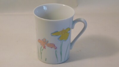1967 Dayton Hudson Floral design coffee cup