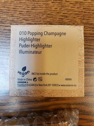 2X Essence Pure Nude Highlighter in 010 Popping Champagne 0.12oz/3.3g Travel Sz - Picture 3 of 3