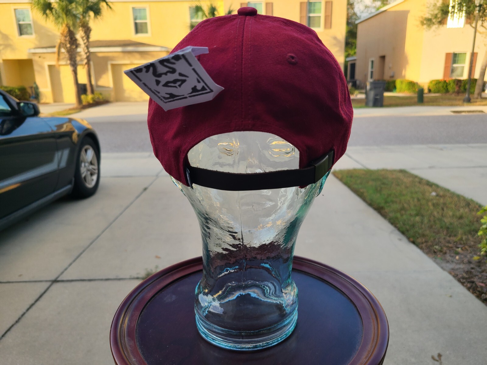 Picture 5 of 24