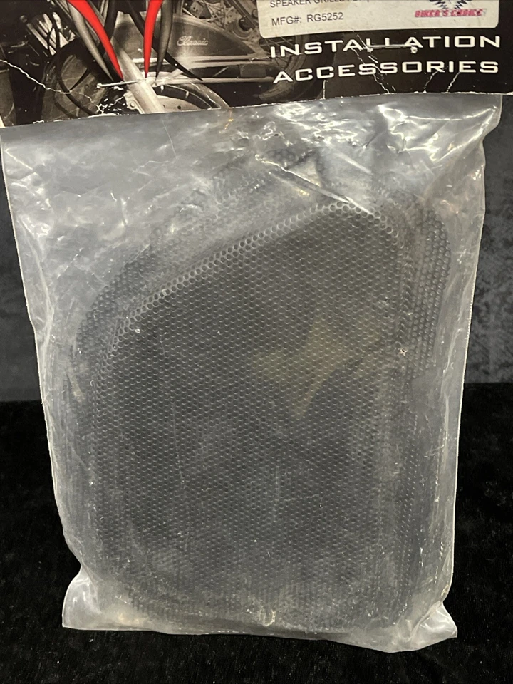 Parrillas de altavoz delanteras Hawg de malla de acero con cable Harley FLTR Road Glide 1998-2013 Foto 3 de 4