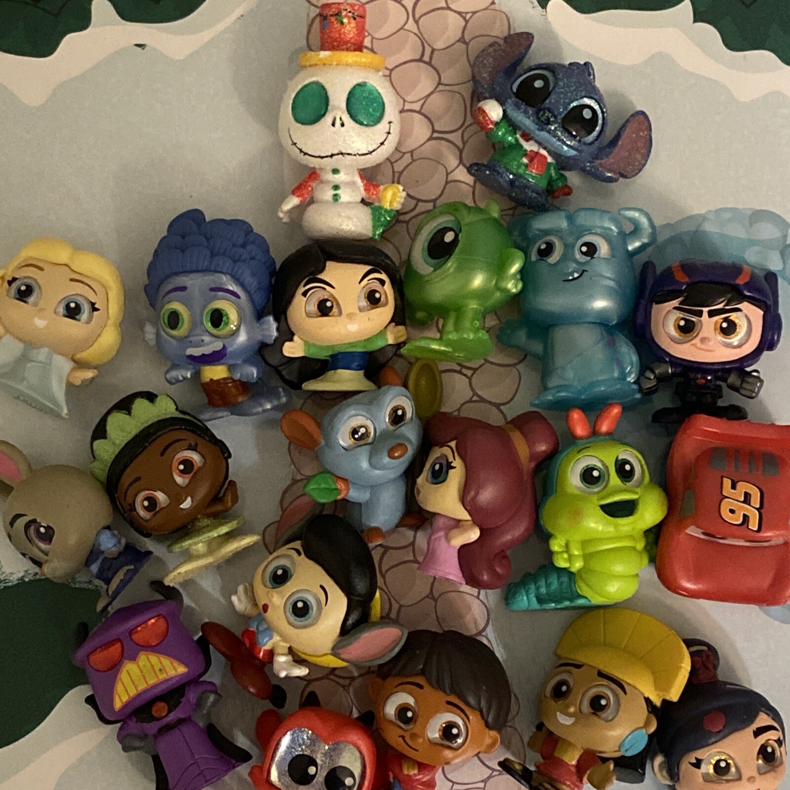 Disney Doorables YOU PICK YOUR CHARACTER Series 8, Series 9, 10 SQUISH'ALOTS