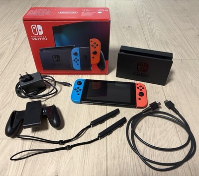 Nintendo Switch V2 (Neon Rot/ Blau) OVP + Extra Joy-Con & Joy-Con-Grip
