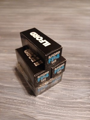 5x ILFORD FP4 Plus 125  PROFESSIONAL B&W ROLL 120  FILM EXP. 2002 -2003 