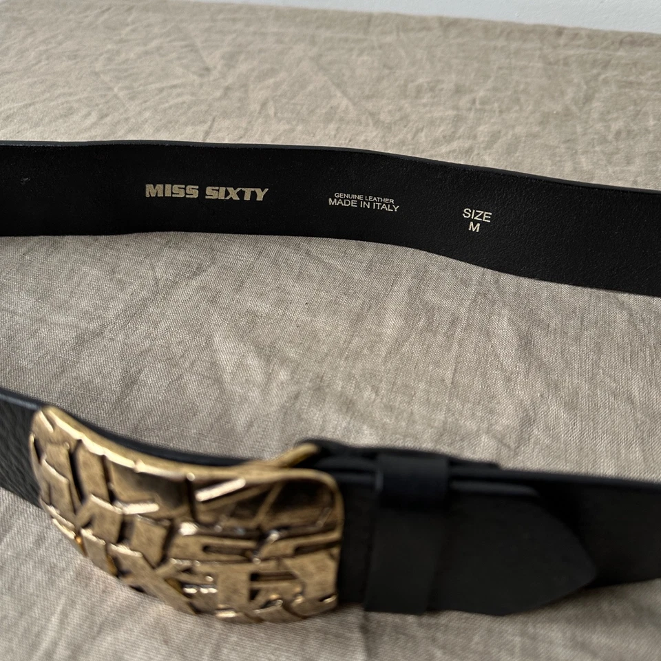 Cinturón de cuero negro Miss Sixty con hebilla con logotipo dorado hecho en Italia talla M Foto 3 de 3