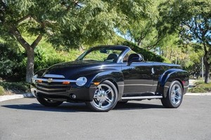 2005 Chevrolet SSR Convertible Pickup 2D