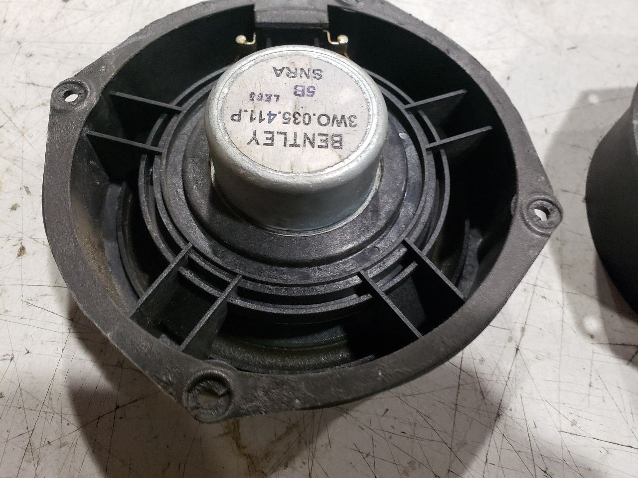 Right and Left Door Bass Speaker - 2006 Bentley Flying Spur Auto OEM 3W0035411P 