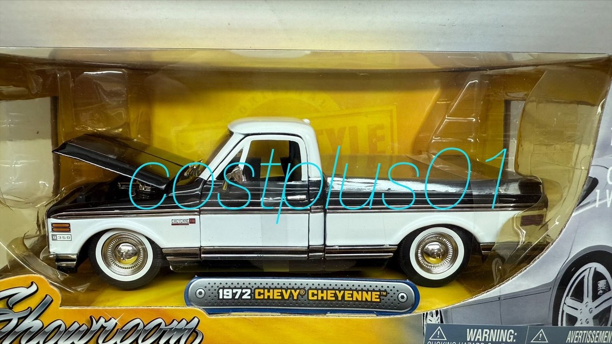JADA SHOWROOM FLOOR 1972 CHEVY CHEYENNE PICKUP TRUCK 1:24 BLACK
