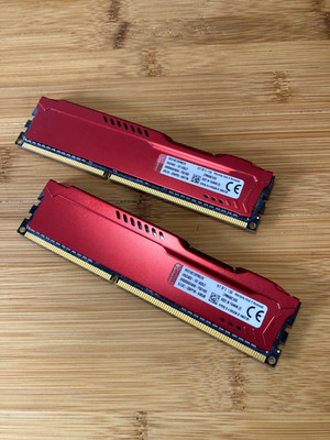 RED kingston hyperX fury 8GB kit (2x4gb) HX318C10FRK2/8