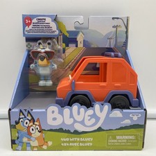 Bluey 4WD Fahrzeug mit Bluey Figur Auto Spielset Gel&auml;ndewagen OVP