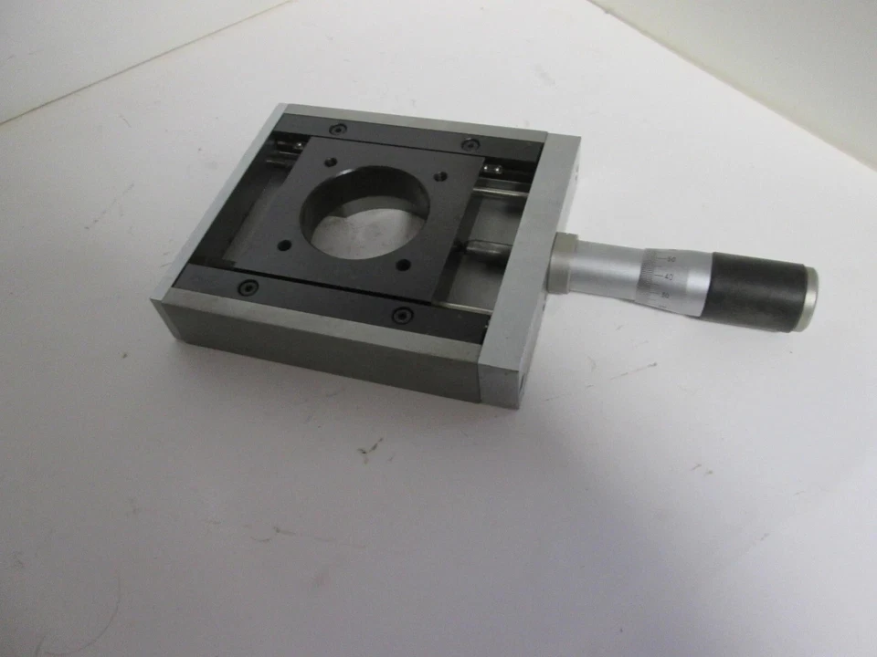 Micro-contrôle table guidage linéaire micrométrique 120X140 mm course 40 mm - Photo 1/4