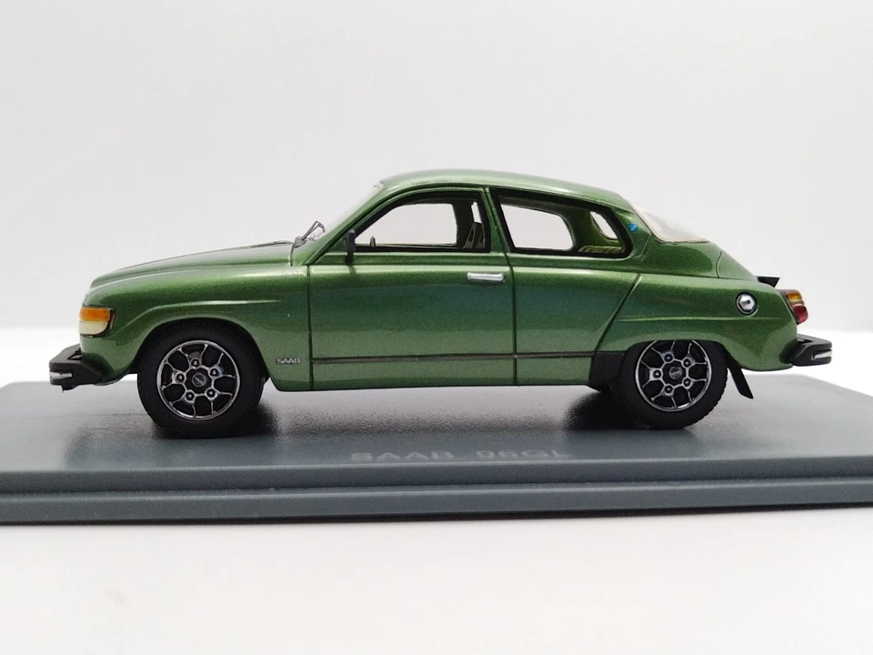 NEO 1/43 SAAB 96GL Green. Rare. - Image 3 of 4