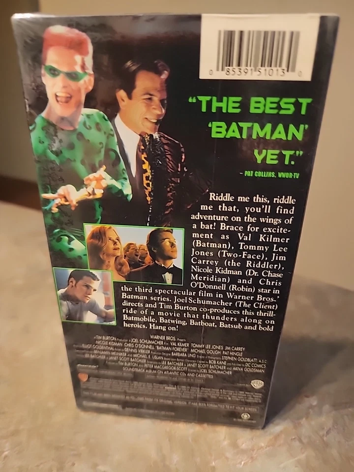 Batman Forever VHS 1995 Jim Carrey VINTAGE - Image 3 of 4