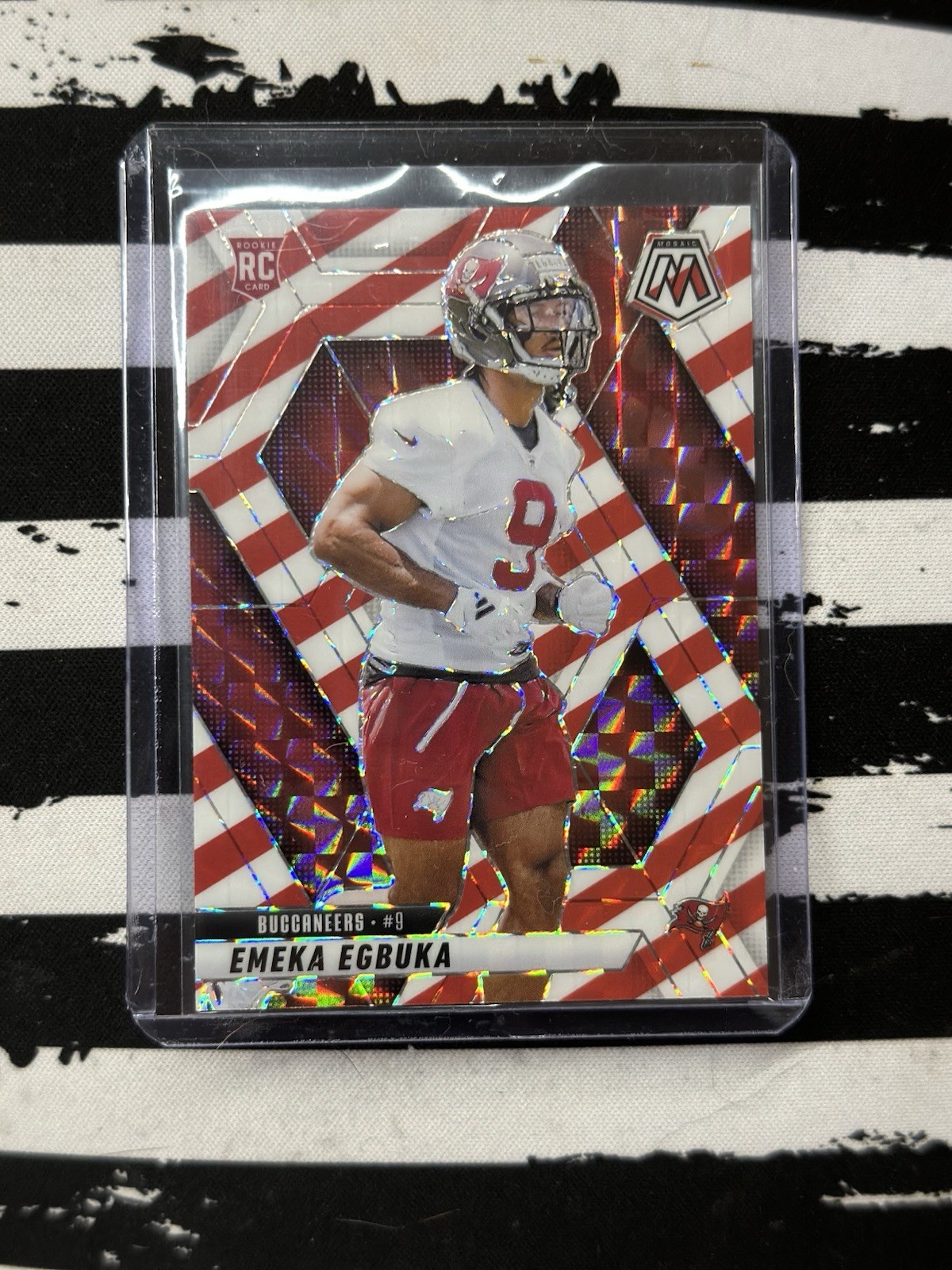 Emeka Egbuka 2025 Panini Mosaic Red & White Stripe Prizm RC #376 Buccaneers