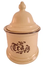 vintage TEA Pfaltzgraff  Village Stoneware Canister with Lid 