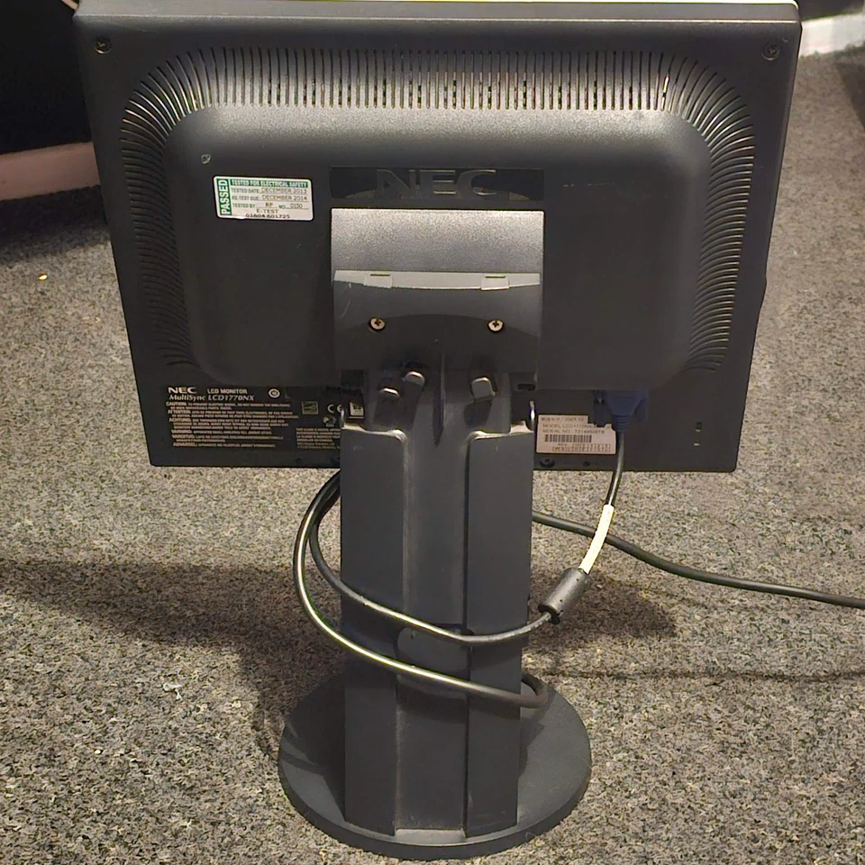 NEC MultiSync LCD1770NX Monitor 17" 1280x1024 @ 56-75HZ With Stand - Image 3 of 3