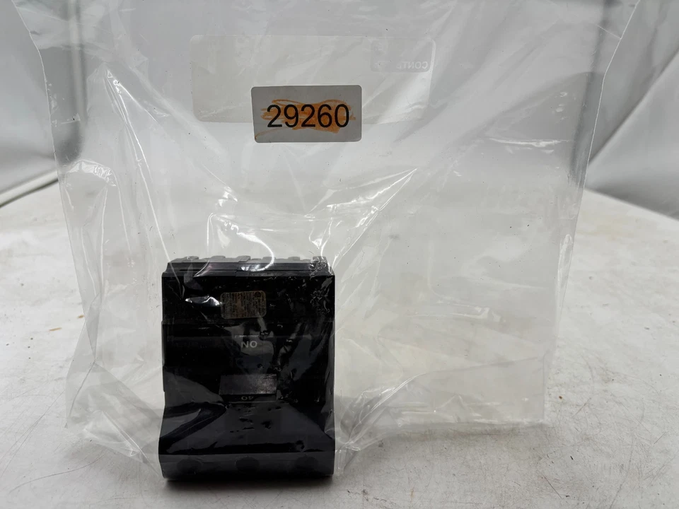 Federal Pioneer LL-12188 Type NA 3-Pole 40A Circuit Breaker 240V - Image 3 of 3