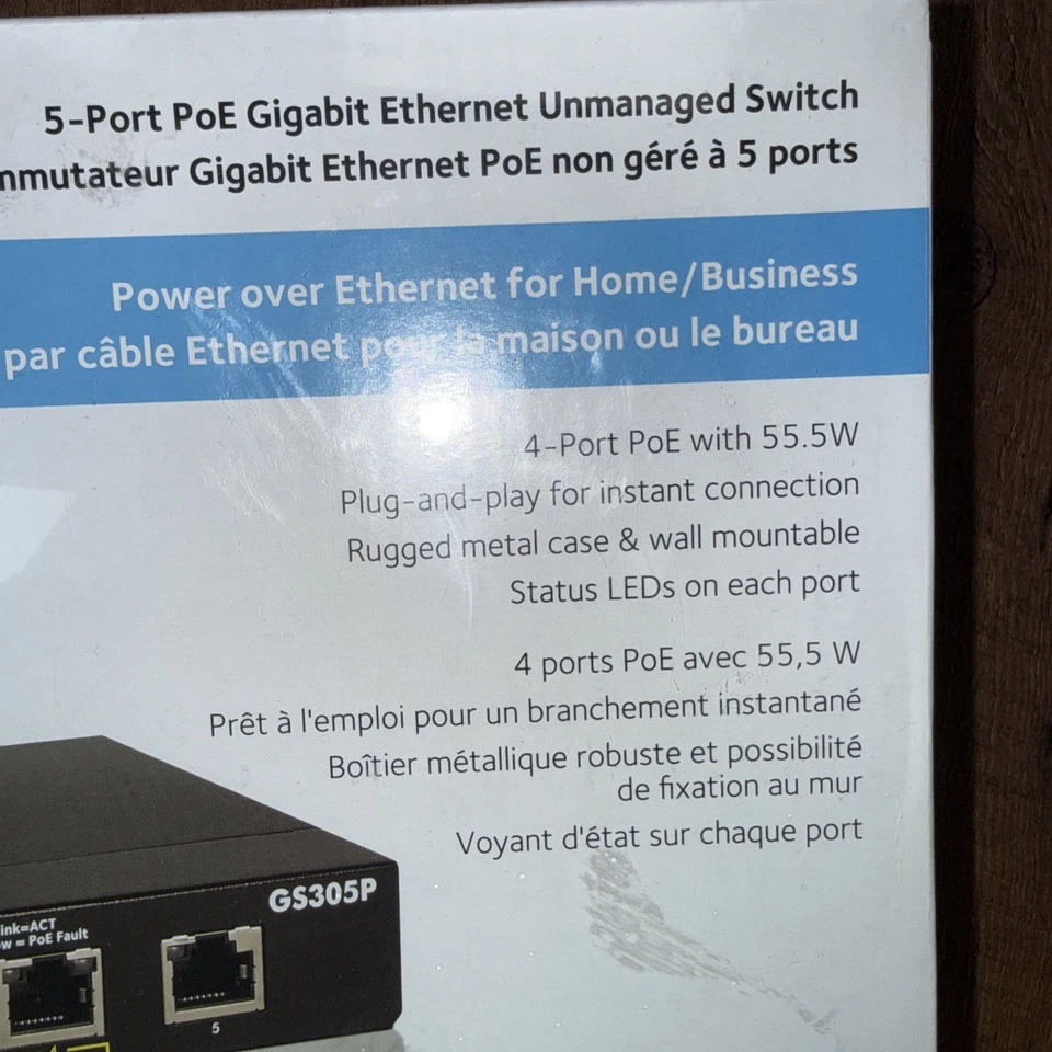 NETGEAR 5-Port Gigabit Ethernet  PoE Switch (GS305P) New - Image 3 of 4