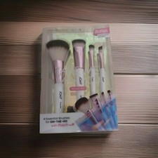 Joah Take Me With You Essential Makeup Brushes for Travel stocking stuffer