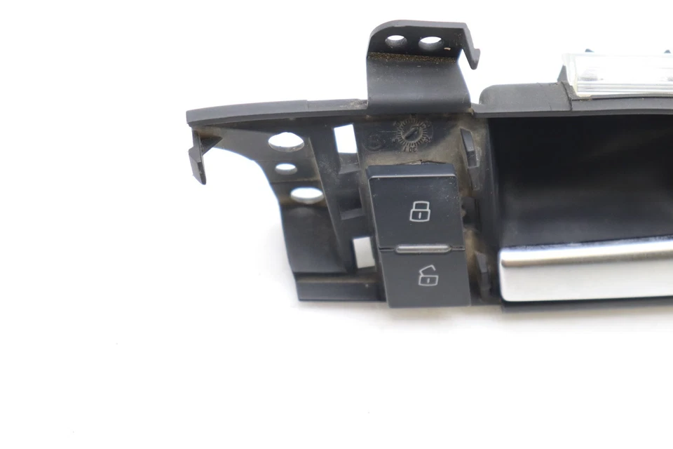 06-13 AUDI A3 8P HATCHBACK DELANTERO DERECHO PASAJERO INTERIOR MANIJA PUERTA E2007 Foto 2 de 4