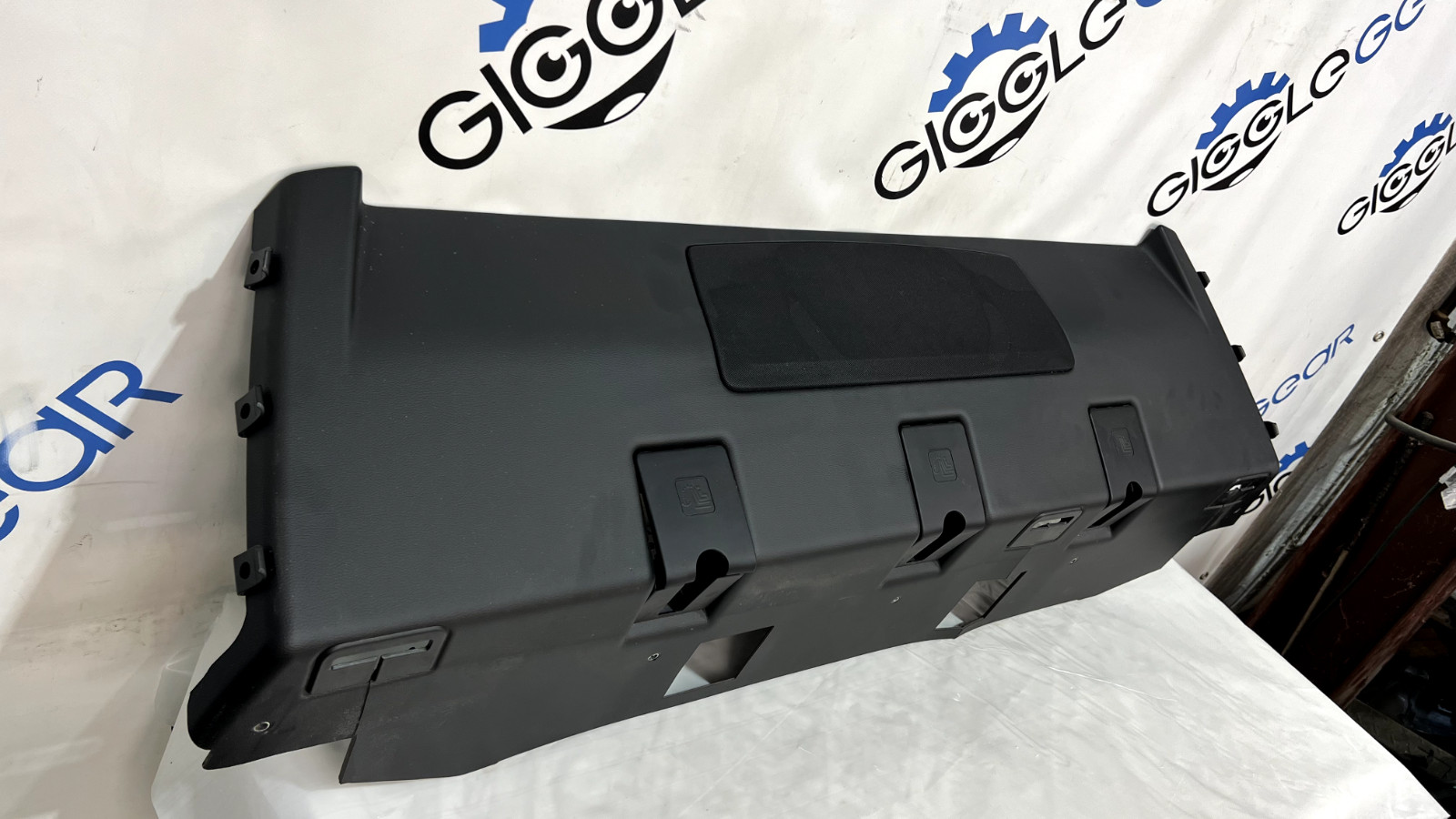 2014 - 20220 MASERATI QUATTROPORTE VI 3.0 D trunk Trim 69925900 FA00AAJ07322 OEM
