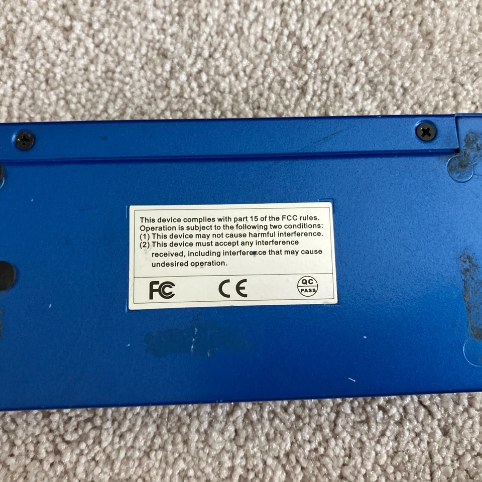 Zonet ZFS3008 8-Port 10/10 Mbps Ethernet Switch With Plug In Cord - Image 4 of 4