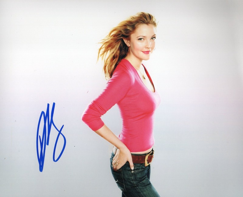 Autographed Drew Barrymore Hot 8 x 10 Photo Signed with COA  