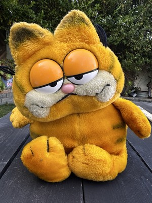 Vintage 9'' Sitting Garfield The Big Fat Cat READ