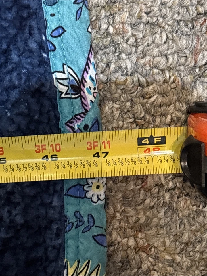 Vera Bradley Blue Flower Blanket  Pre-loved 82”x47” - Image 4 of 4