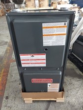 Goodman 96% 40,000 BTU Gas Furnace – Scratch & Dent – Minimal Damage