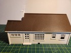 VINTAGE PLASTICVILLE NEW ENGLAND RANCHER (MH-2), BROWN ROOF, WHITE W/YELLOW,BOX — photo 4