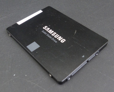 250GB SSD Samsung 860 EVO SATA 6.0 GBit/s SSD 2.5-Zoll MZ7LH250HBJQ MZ-76E250