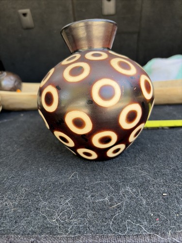 Vintage Valeriano Paz Chulucanas Peru Pottery Vase Geometric Circles Signed MCM