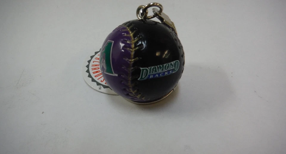 J.F. Sports -  50- Major League Baseball Key Chains - Image 4 of 4