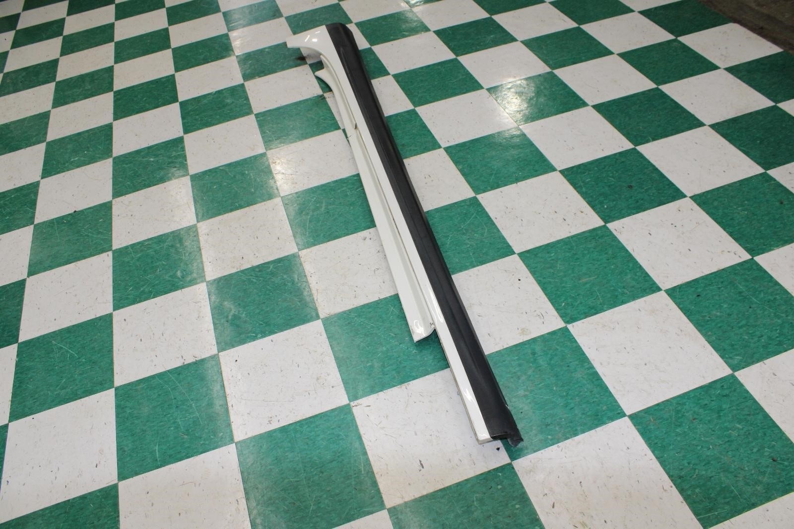 14-17 GHIBLI Bianco White Driver L LH Left Rocker Moulding Side Skirt Body OEM