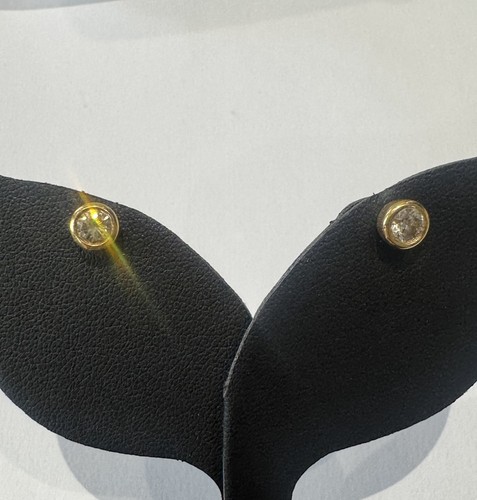 18ct Yellow Gold Gold Diamond Earring And Necklace Set - Picture 13 of 14