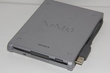 SONY PCGA-UFD5 3.5-Inch USB Floppy Disk Drive
