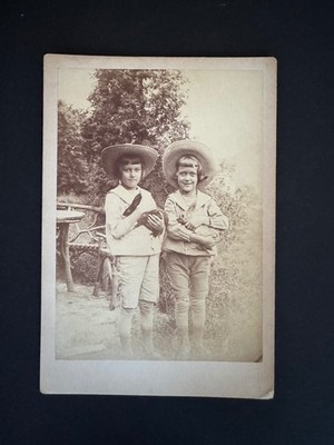 Cabinet Photo Children with Rabbits Rabbit & Hat - Fridolin Arnold Innsbruck (23)