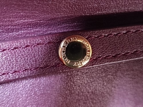 Auth Burberry WOC - Picture 16 of 21