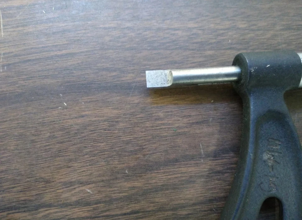 КАЛИБРОВАННЫЙ МЕТРИЧЕСКИЙ наружный лопастной микрометр Starrett No 486 125-150 мм (5-6 дюймов) - Изображение 3 из 4