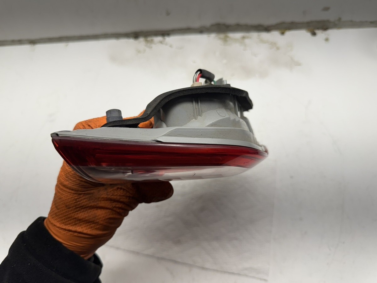 Replace ® - Toyota Camry 2008 Replacement Tail Light