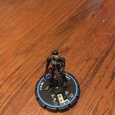 Heroclix DC Comics Hypertime Catwoman 037 Rookie 2" Mini Figure 2002 Yellow