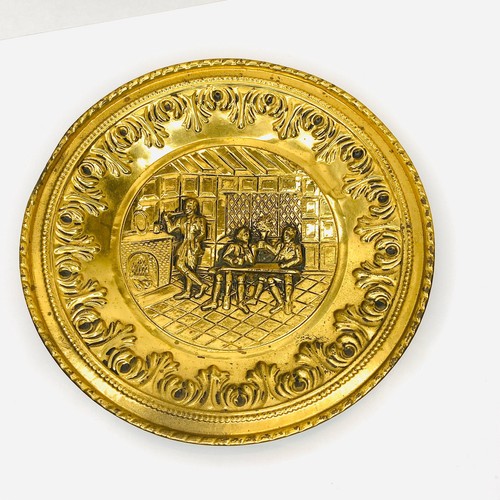 Vintage Embossed Brass Wall Plate Made In England Tavern Pub Scene - 第 1/10 張圖片